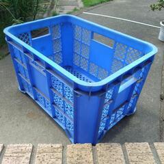 農業用の収穫カゴの画像