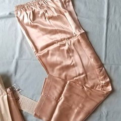 シルクパジャマ　ワコール　未使用品　3000円の画像