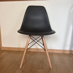 イームズチェア ダイニングチェア 椅子の画像
