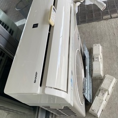 SHARP エアコン　年式2017の画像