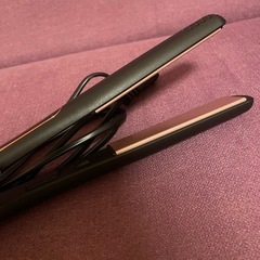 【新品箱付き】ストレート/カール両用　ヘアアイロンの画像