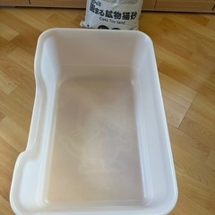 猫トイレ＋固まる猫砂の画像