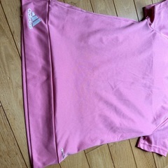 adidas140センチＴシャツ🌸の画像