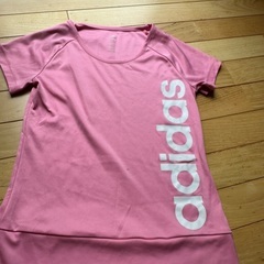 adidas140センチＴシャツ🌸の画像