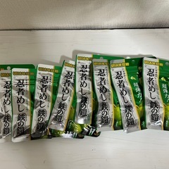 お菓子まとめ売り パイの実11個忍者めし19忍者めし鉄の鎧9の画像