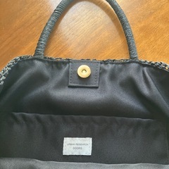 【美品】ペーパートートバッグ　黒の画像