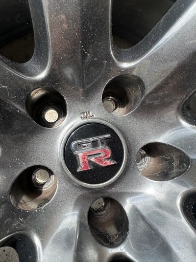 取引中 
GTR35純正ホイール  20インチ10.5j4本