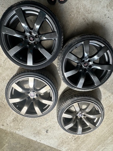 取引中 
GTR35純正ホイール  20インチ10.5j4本