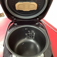 ZOJIRUSHI 象印　IH　炊飯器　炊飯ジャー　5.5合炊き　NP-ZS102018年製の画像