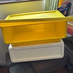 収納ボックスの画像