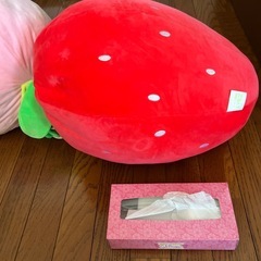いちご　ぬいぐるみの画像