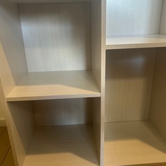 【本日引き取り可能！】白　木目調　カラーボックスの画像