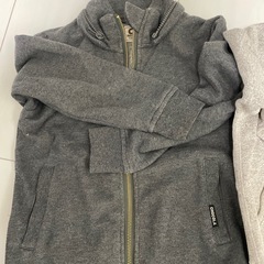 男の子130パーカーなど上着3枚の画像