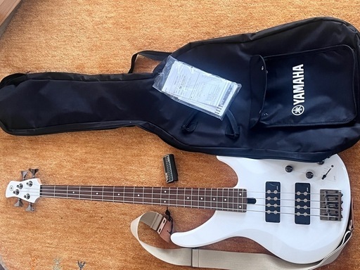 YAMAHA ベース