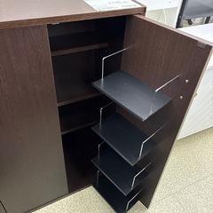 リユースのサカイ東金店　扉付き本棚　TJ13379の画像