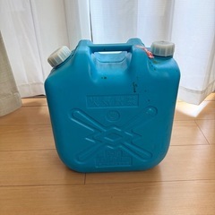 灯油ポリタンクの画像