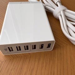 USB急速充電器の画像