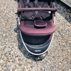 中古 Aprica 
ベビーカー SMOOOVEの画像