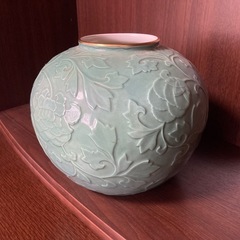 牡丹文花瓶 深川製磁 色絵彩磁 花器 飾り壺の画像