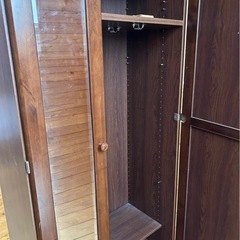 収納棚　クローゼット　タンス　鏡付きの画像