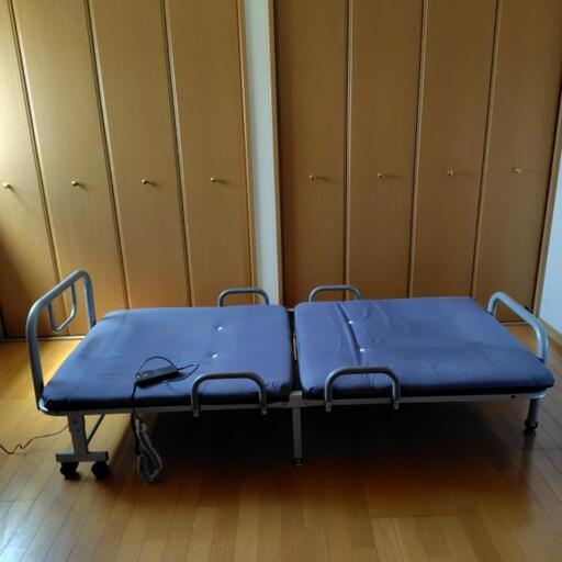●折りたたみベッド　美品　その2●滋賀県から　引き取り限定 電動折りたたみベッド ハイ取手 ELB-7A(GY)S YAMAZEN 折りたたみ