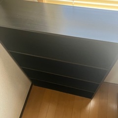 4段本棚の画像