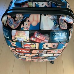 子供用スーツケースの画像