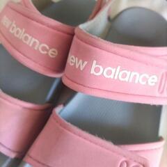 18cm new balance 子ども用 サンダル の画像