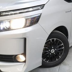 自社ローンって良く分からない!不安!一度お話だけでも!私たちは【過去】では無く【これから】を見させていただきます!/トヨタ ヴォクシー　ハイブリッド 　Ｖの画像