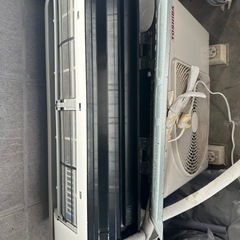 TOSHIBA エアコン室内室外機セット。の画像