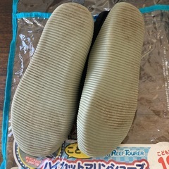 マリンシューズ19センチ
の画像