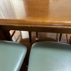テーブルセットの画像
