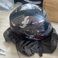 バイクのヘルメットの画像