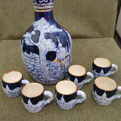希少！ヨーロッパ現代美術陶磁器宮殿洋酒空瓶ボトル と 陶器の からボトル 6個の画像