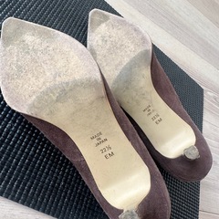 ダイアナ　パンプス　22.5センチ
の画像