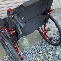 折り畳み式車椅子　ノーパンクタイヤの画像