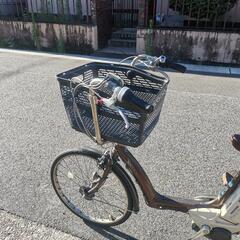 ブリジストン　電動アシスト自転車　子供乗せタイプ／バッテリー2個付きの画像