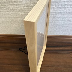 マルニ額縁 無垢 アッシュ　A4サイズの画像