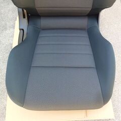 極美　S15 シルビア 純正シート　運転席側ですの画像
