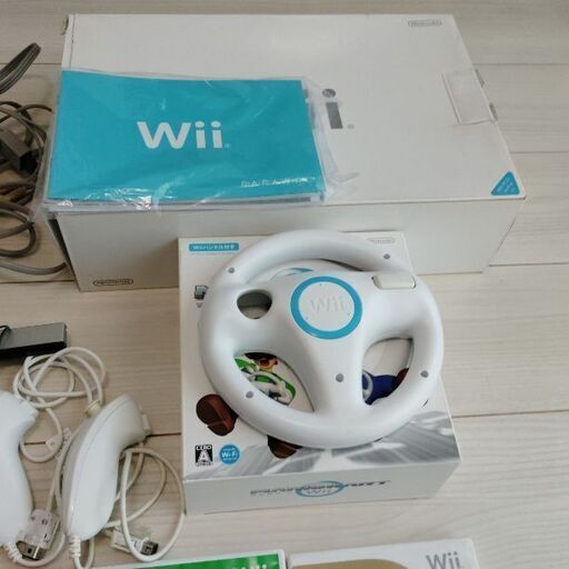 人気】Wii本体とゲームソフト多数セット (saku) 京成曳舟の