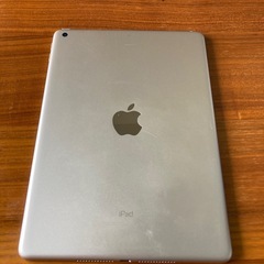 iPad ５世代　32Gの画像