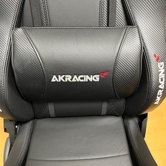 AKRacing Premium カーボンブラック ゲーミングチェアの画像