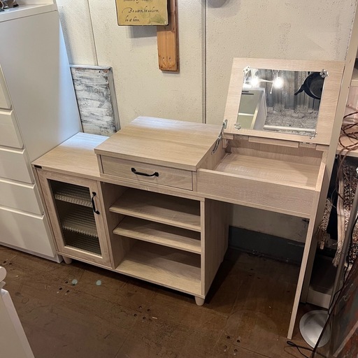 《売約済》Sato kogei　佐藤工芸 ドレッサー 鏡台 北欧風ドレッサー 木製ドレッサー ナチュラル家具 ミラー付き収納 メイク台 化粧台 国産家具 高品質家具 おしゃれドレッサー 無垢材家具 中古家具 美品ドレッサー　検　アンリ　ANRI