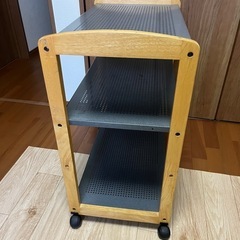 キャリー付き台の画像