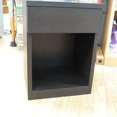 サイドテーブル 幅35×奥行35×高さ48cm ブラウン 引き出し・コンセント付き ナイトテーブル ソファテーブル 札幌市 清田区 平岡の画像