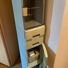 多目的収納棚の画像