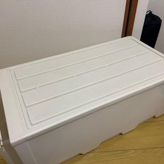 衣装ケース（4つ）の画像