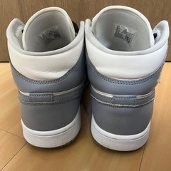Nike Air Jordan 1 Mid "Grey/Sail" 28.5の画像