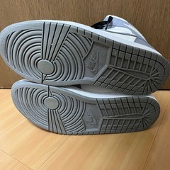 Nike Air Jordan 1 Mid "Grey/Sail" 28.5の画像