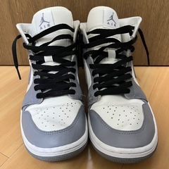 Nike Air Jordan 1 Mid "Grey/Sail" 28.5の画像